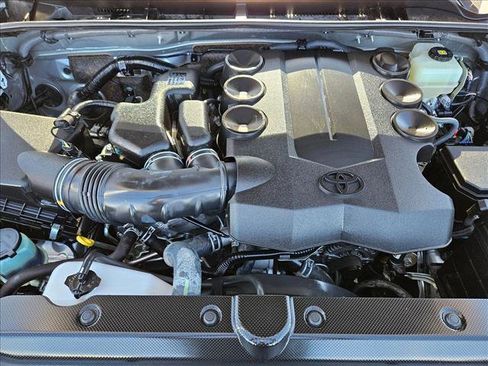 Used 2020 Toyota 4Runner Limited image 20