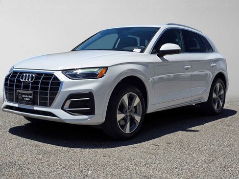 Used 2024 Audi Q5 2.0T Premium Plus w/ Premium Plus Package AWD/4WD image 7