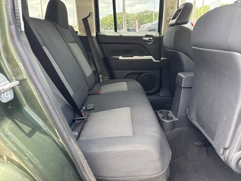 Used 2008 Jeep Patriot Sport FWD image 14