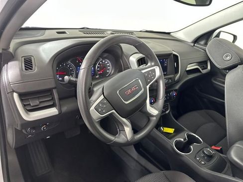 Used 2023 GMC Terrain SLE w/ Driver Convenience Package image 13
