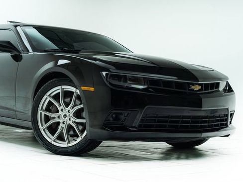 Used 2015 Chevrolet Camaro SS w/ RS Package image 4