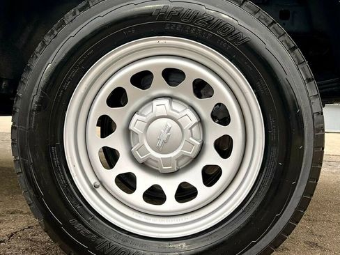 Used 2023 Chevrolet Colorado W/T image 25