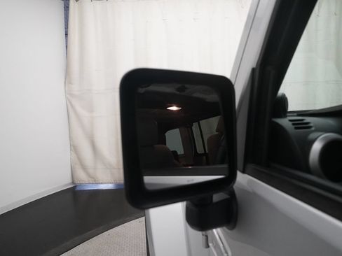 Used 2008 Jeep Wrangler Unlimited Sahara AWD/4WD image 22