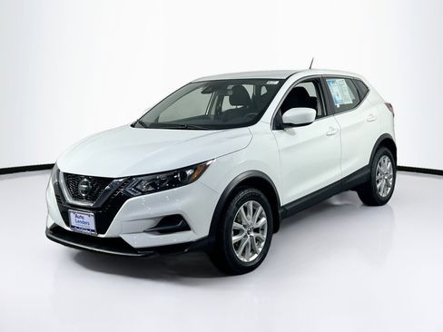 Used 2022 Nissan Rogue Sport S AWD/4WD image 1