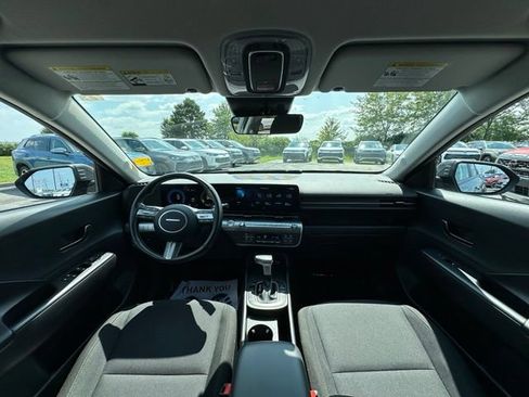 Used 2025 Hyundai Kona SEL AWD/4WD image 13