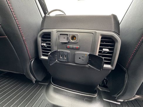 Used 2019 Ford F150 Lariat w/ Equipment Group 502A Luxury AWD/4WD image 39