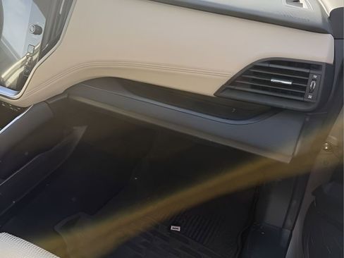 Used 2020 Subaru Outback Premium image 30