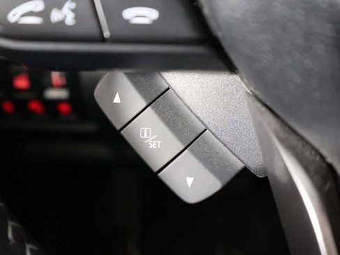 Used 2021 Subaru Forester Touring image 46