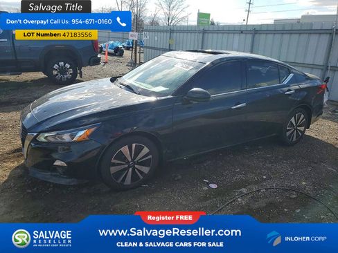 Used 2019 Nissan Altima 2.5 SV FWD image 1