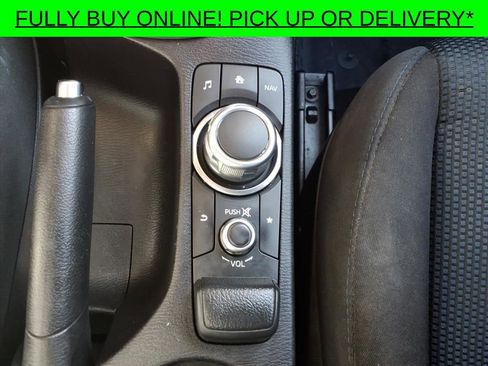 Used 2018 Toyota Yaris iA image 14