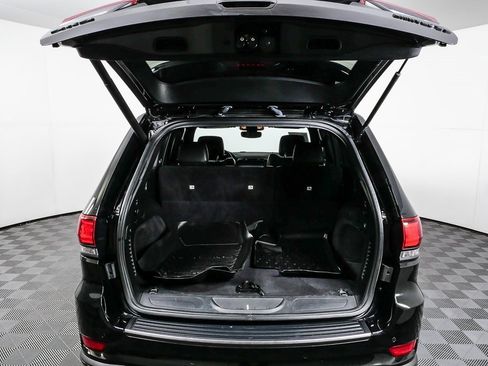 Used 2020 Jeep Grand Cherokee Limited X image 31