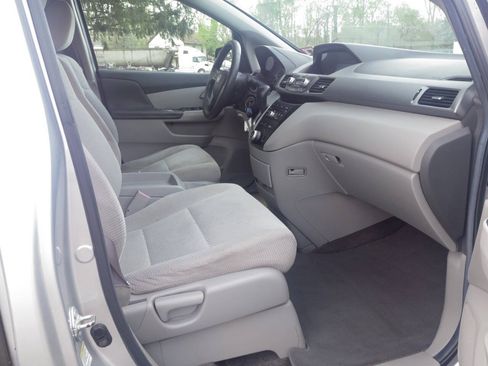 Used 2011 Honda Odyssey EX image 15