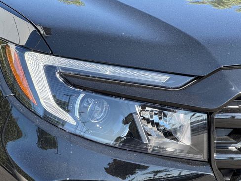New 2026 Honda Ridgeline Black Edition image 16