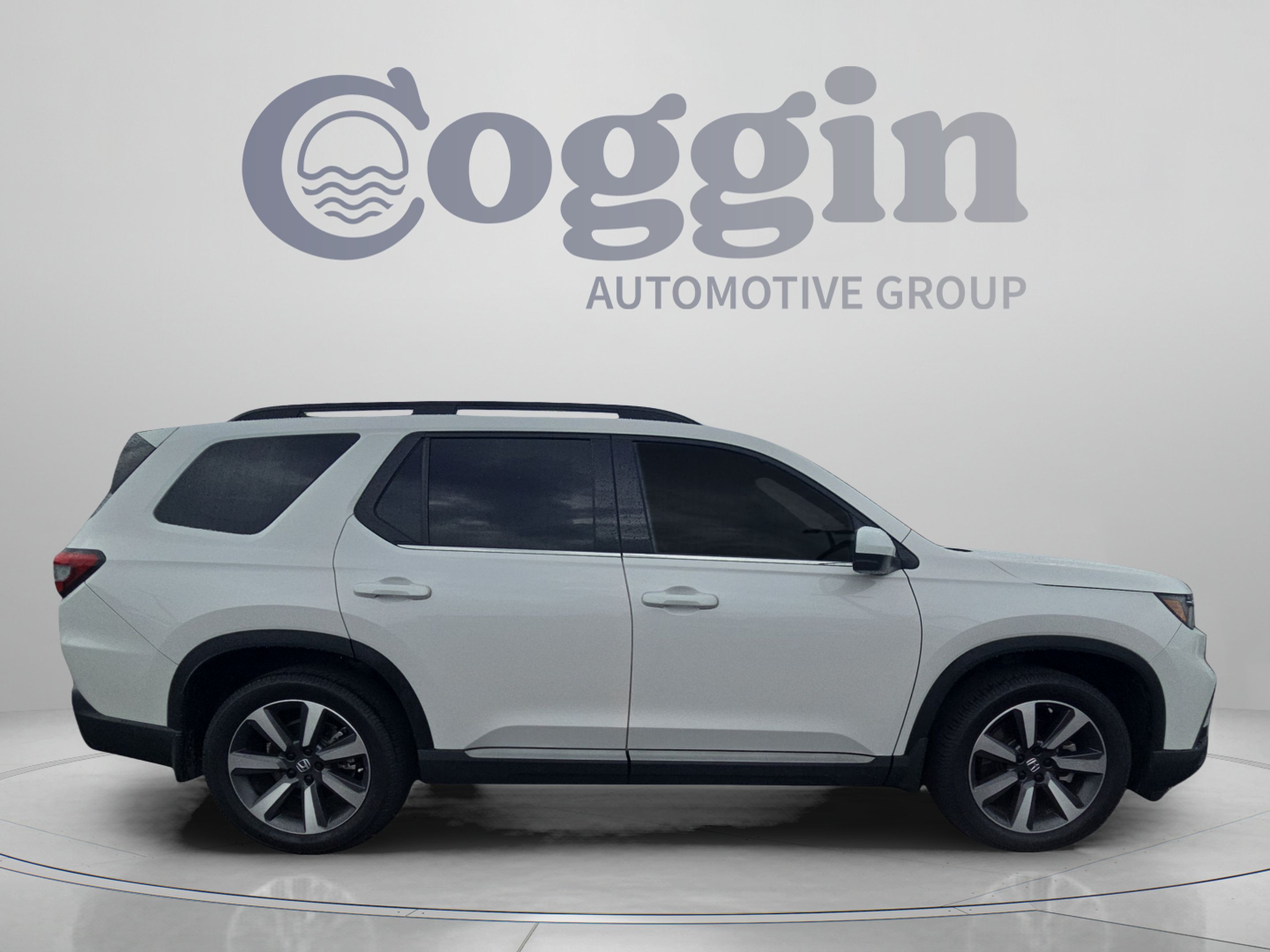 Certified 2023 Honda Pilot Touring image 6