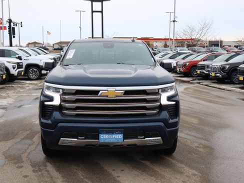 Certified 2022 Chevrolet Silverado 1500 High Country w/ High Country Premium Package image 2