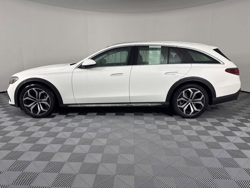 Used 2025 Mercedes-Benz E 450 4MATIC All-Terrain Wagon image 12