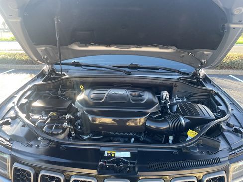 Used 2016 Jeep Grand Cherokee Limited 75th Anniversary image 8