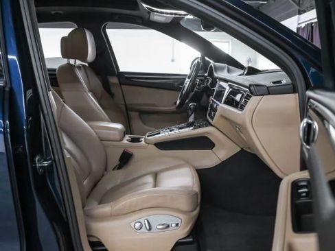 Used 2019 Porsche Macan S AWD/4WD image 37