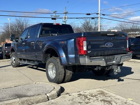 Used 2019 Ford F350 XLT w/ XLT Premium Package image 8