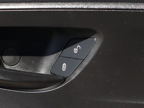 Used 2020 Mercedes-Benz Sprinter 3500 image 22