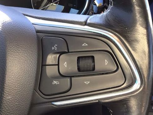 Used 2020 Buick Encore GX Essence w/ Experience Buick Package image 21