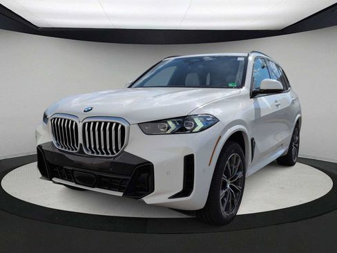 Used 2026 BMW X5 xDrive40i w/ Executive Package AWD/4WD image 4