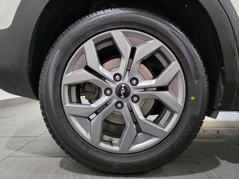 Used 2024 Kia Seltos S AWD/4WD image 24