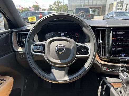 Used 2021 Volvo XC60 T5 Inscription w/ Climate Package AWD/4WD image 12