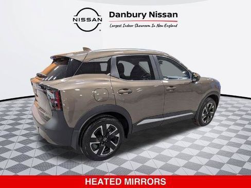 Certified 2025 Nissan Kicks SV w/ SV Premium Package AWD/4WD image 4