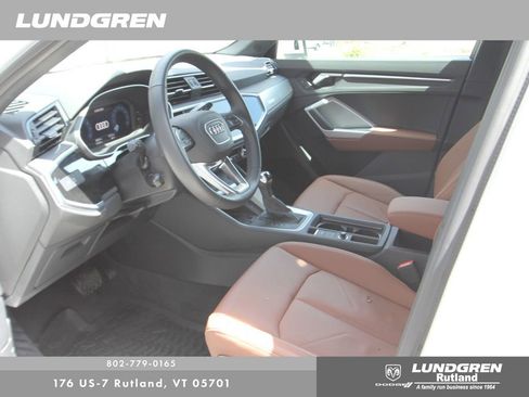 Used 2023 Audi Q3 2.0T Premium Plus w/ Premium Plus Package AWD/4WD image 18