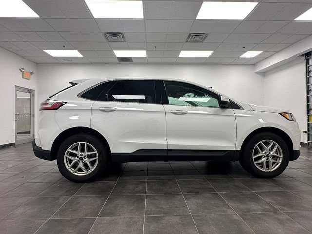 Used 2024 Ford Edge SEL AWD/4WD image 12