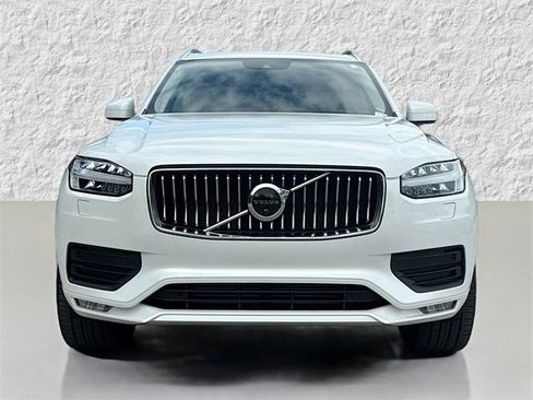Used 2022 Volvo XC90 T5 Momentum w/ Advanced Package image 8