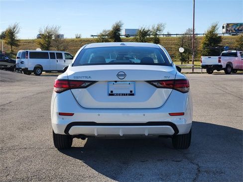 Used 2024 Nissan Sentra SV image 6