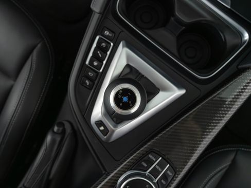 Used 2018 BMW M3 RWD image 13