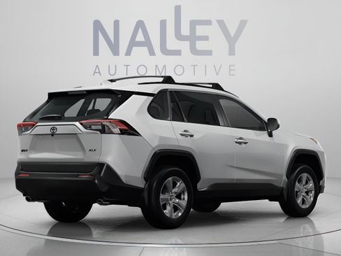 Certified 2025 Toyota RAV4 XLE FWD image 3