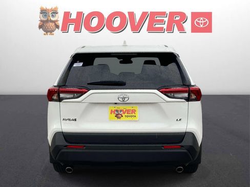 Used 2025 Toyota RAV4 LE FWD image 9