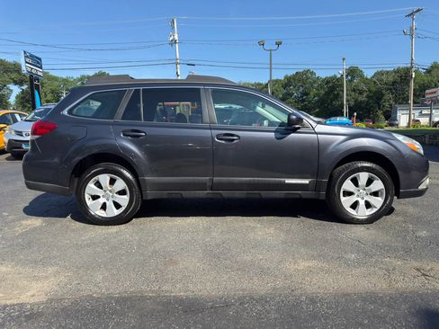 Used 2012 Subaru Outback 2.5i w/ Alloy Wheel Pkg AWD/4WD image 8