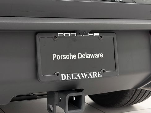 Certified 2025 Porsche Macan image 64