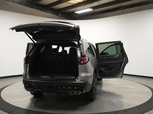 New 2026 GMC Acadia Elevation w/ Black Edition FWD image 12
