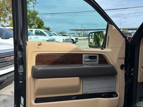 Used 2012 Ford F150 Lariat w/ Lariat Chrome Pkg image 31