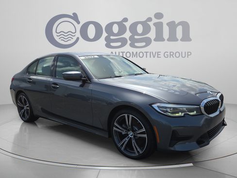 Used 2022 BMW 330i Sedan w/ Driving Assistance Package RWD image 7