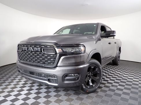 New 2026 RAM 1500 4x4 Crew Cab image 2