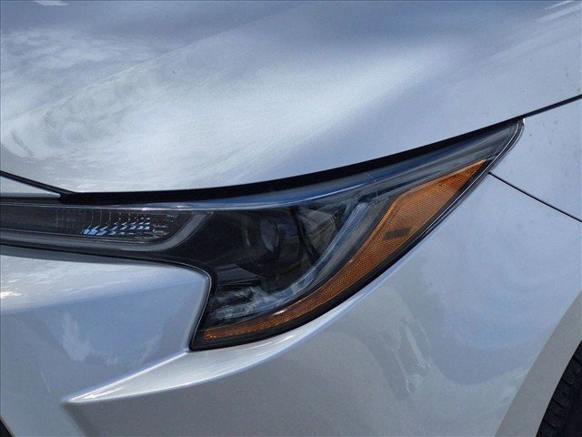 Used 2025 Toyota Corolla LE FWD image 24