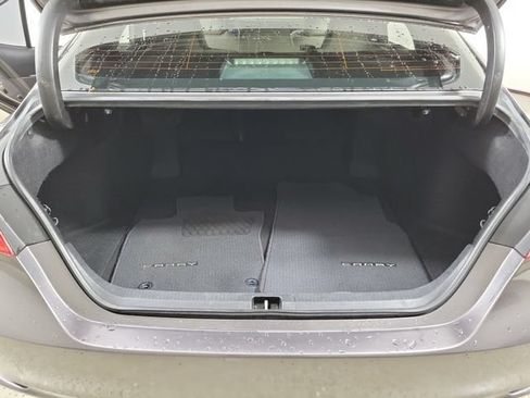 Used 2018 Toyota Camry SE FWD image 10