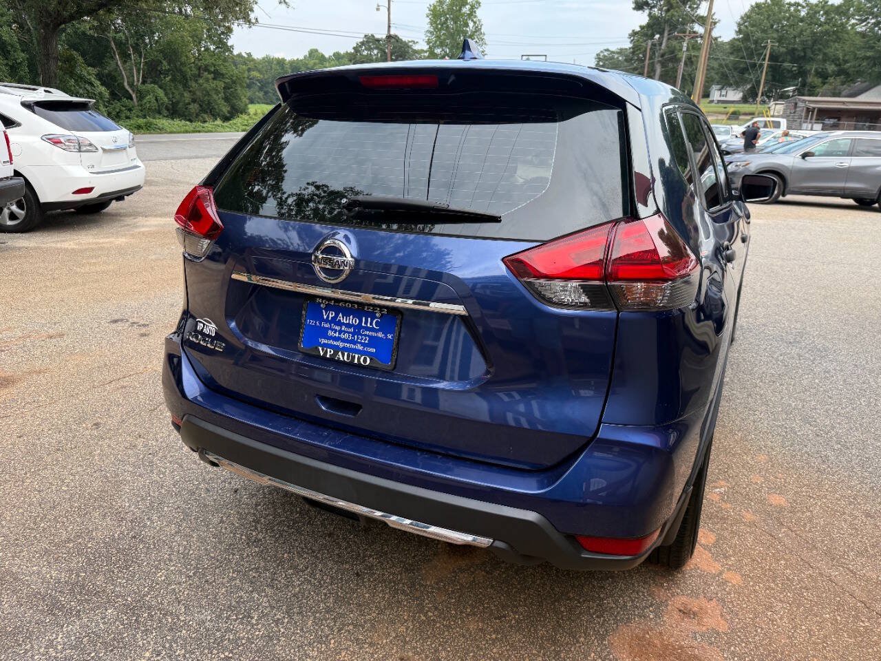 Used 2020 Nissan Rogue S FWD image 5