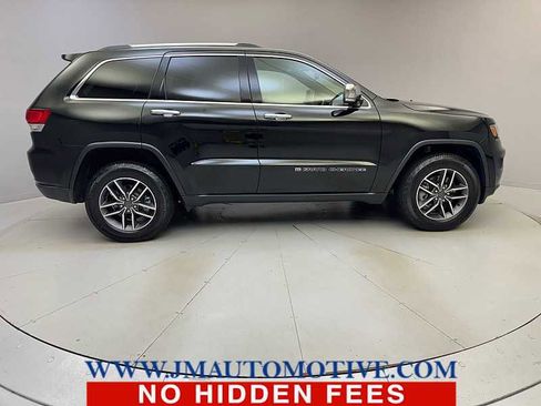 Used 2022 Jeep Grand Cherokee Limited w/ Tech Group AWD/4WD image 6