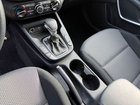 Used 2025 Kia Soul LX w/ LX Technology Package image 39