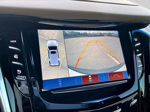 Used 2020 Cadillac Escalade Platinum AWD/4WD image 27