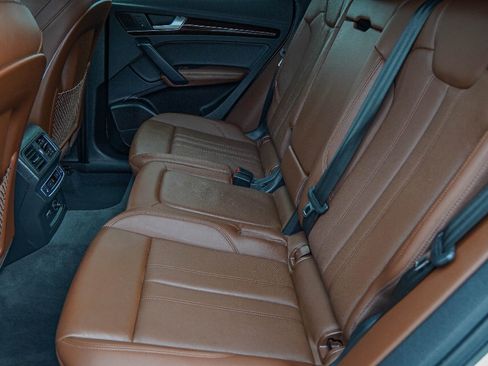 Used 2020 Audi Q5 Prestige image 28