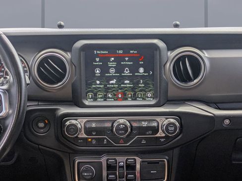 Used 2022 Jeep Wrangler Unlimited Rubicon w/ Steel Bumper Group image 18